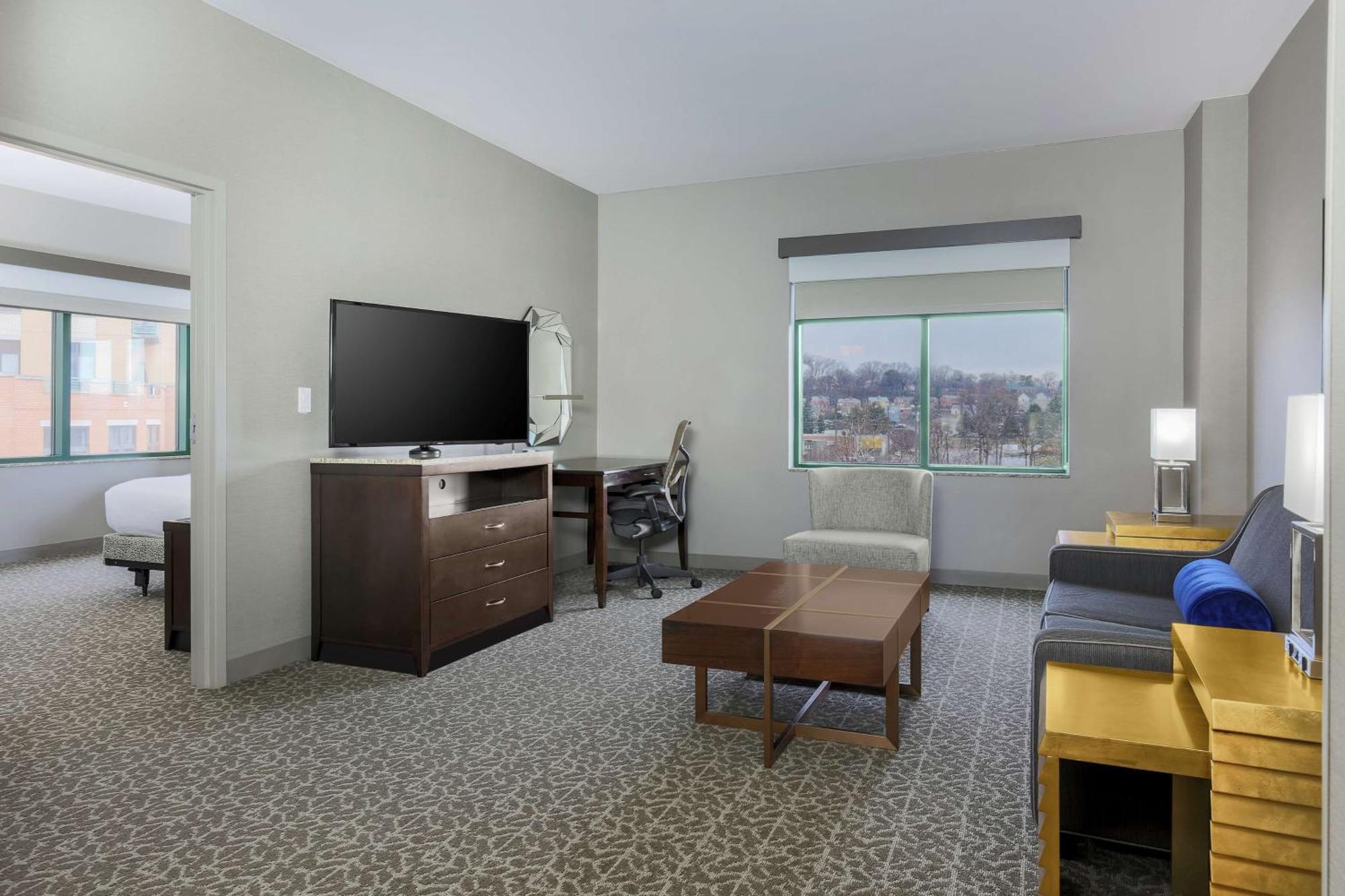 Hilton Garden Inn Shirlington Arlington Ngoại thất bức ảnh