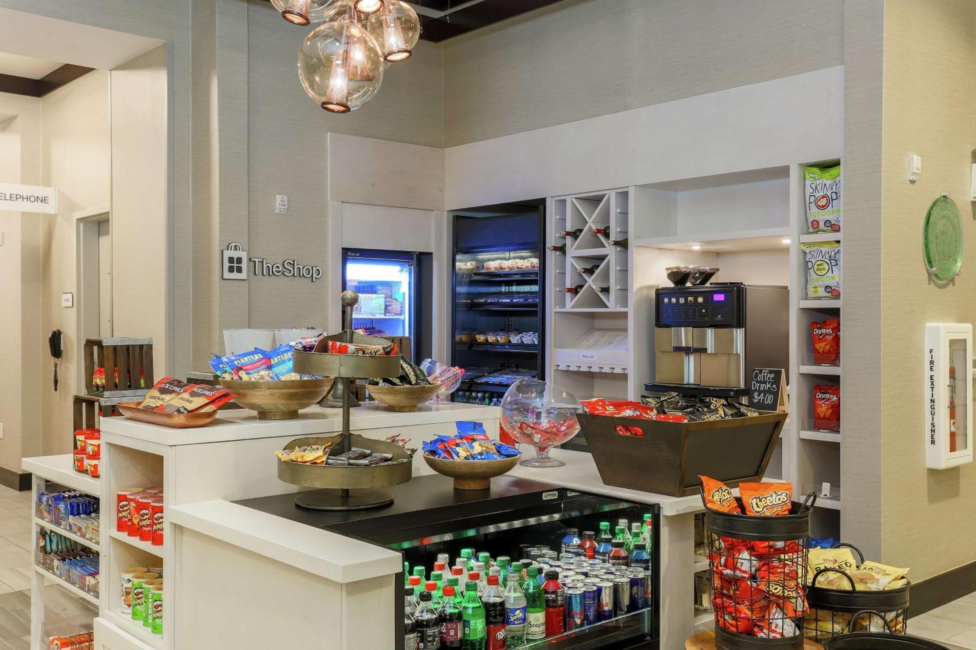 Hilton Garden Inn Shirlington Arlington Ngoại thất bức ảnh