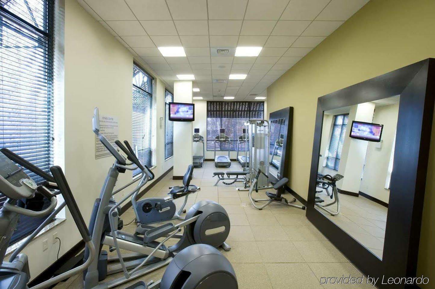 Hilton Garden Inn Shirlington Arlington Ngoại thất bức ảnh